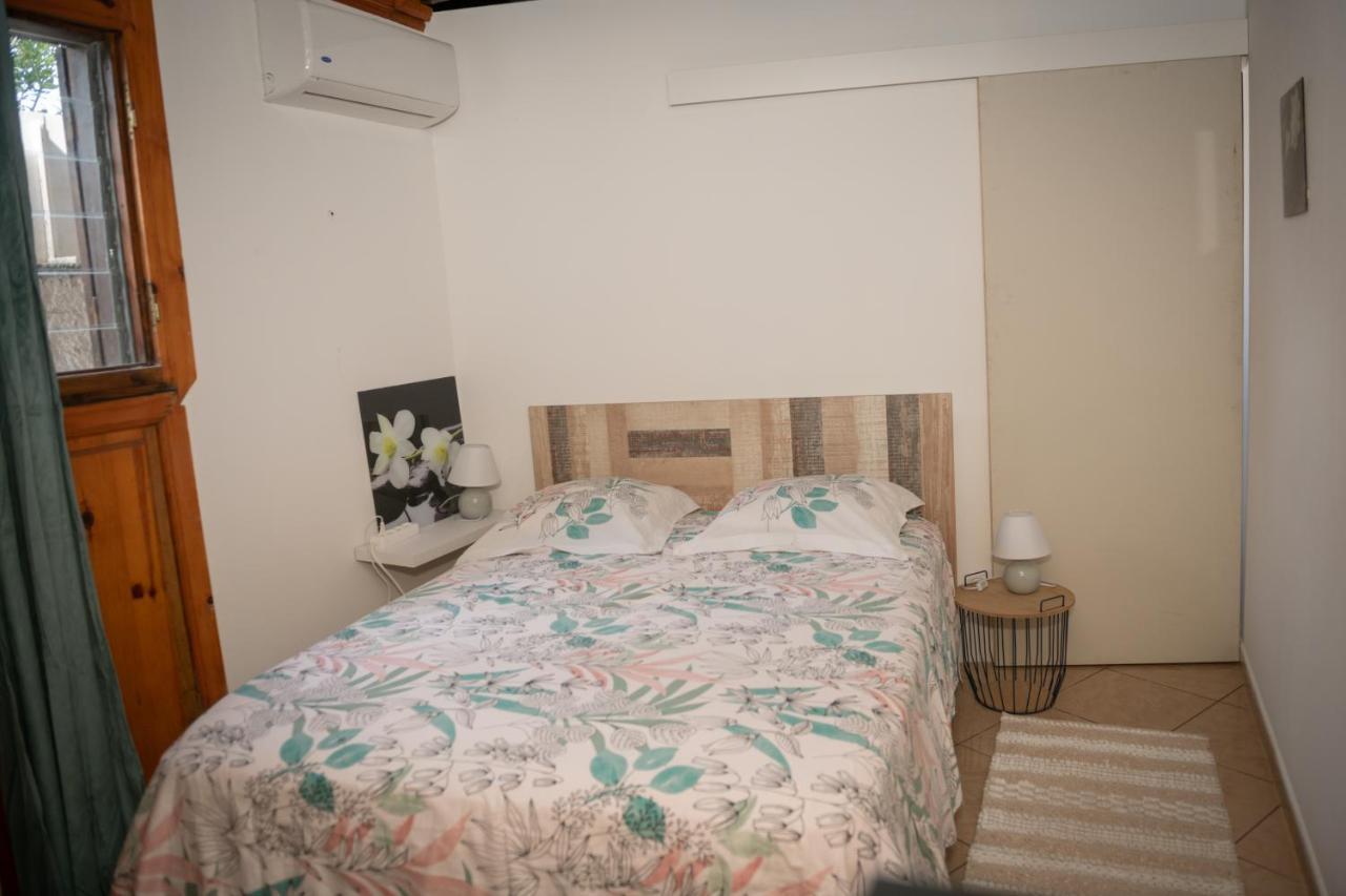 Chambres D'Hotes Du Domaine Des Doudous Saint Pierre Exterior photo